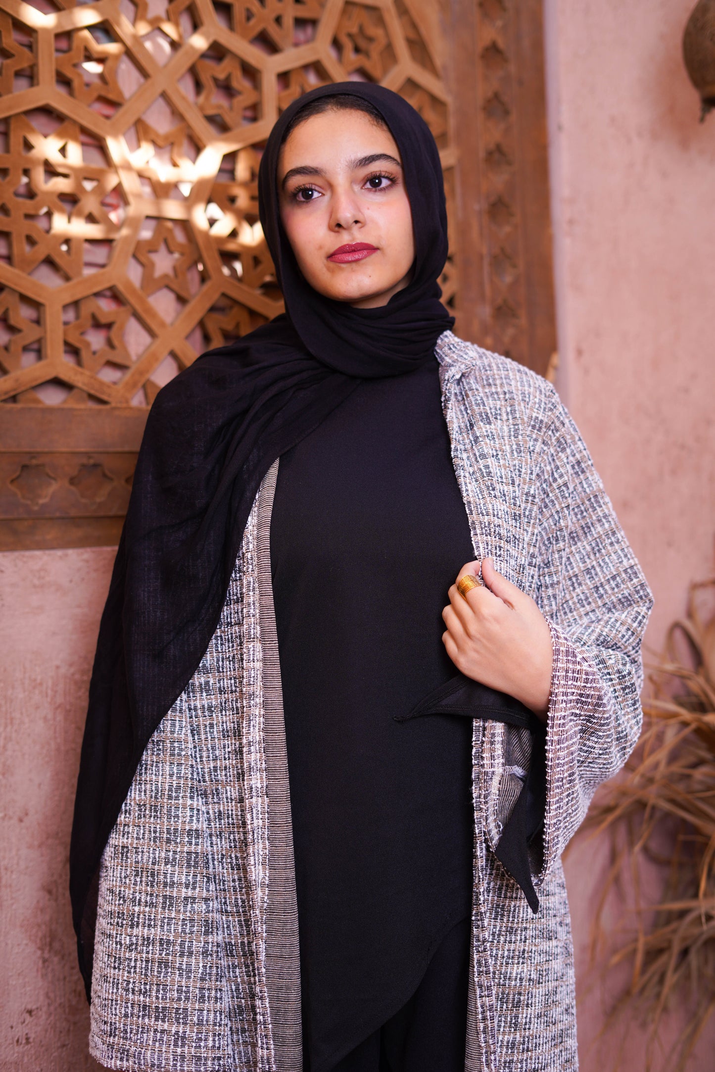 Eccentric cardigan.