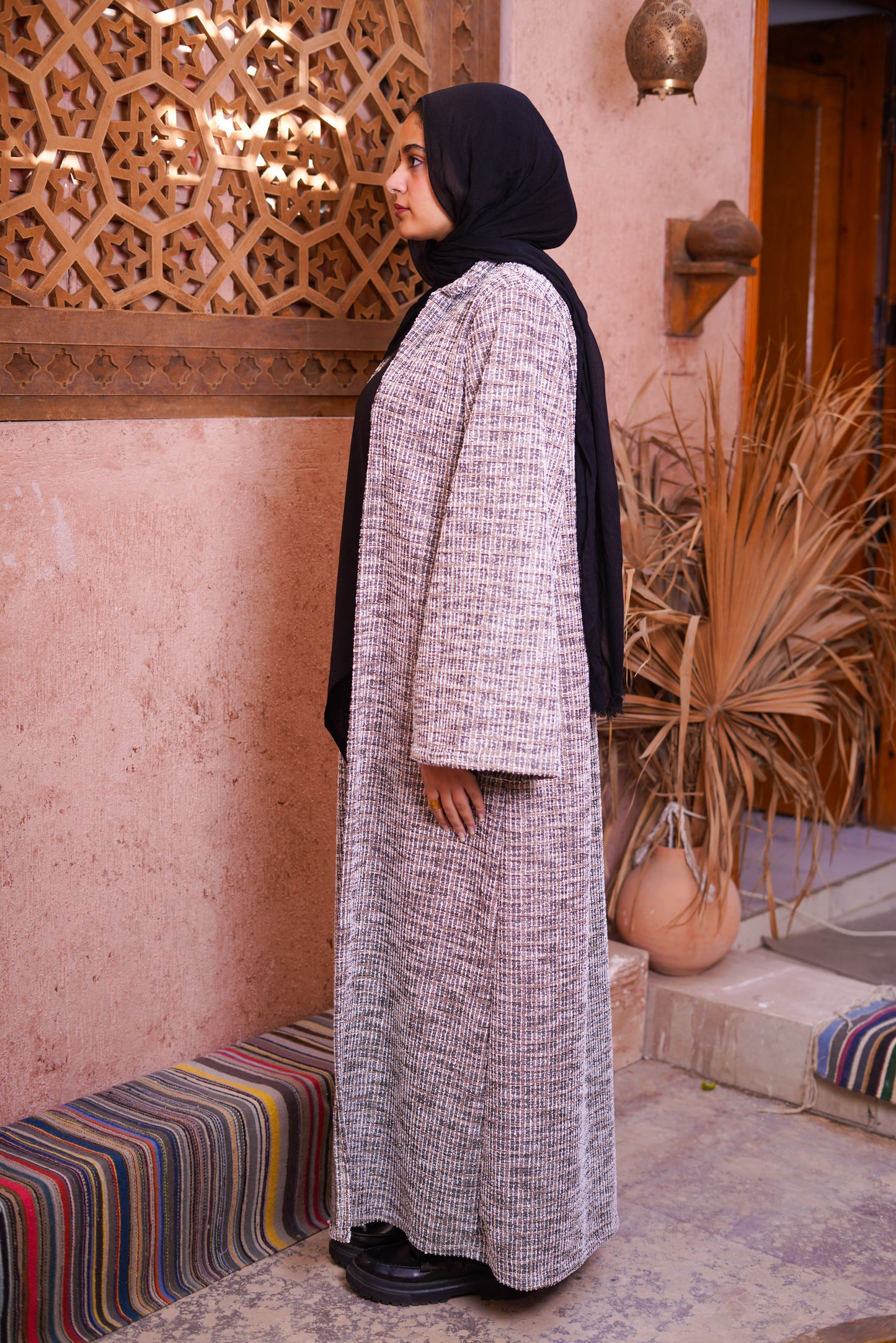 Eccentric cardigan.