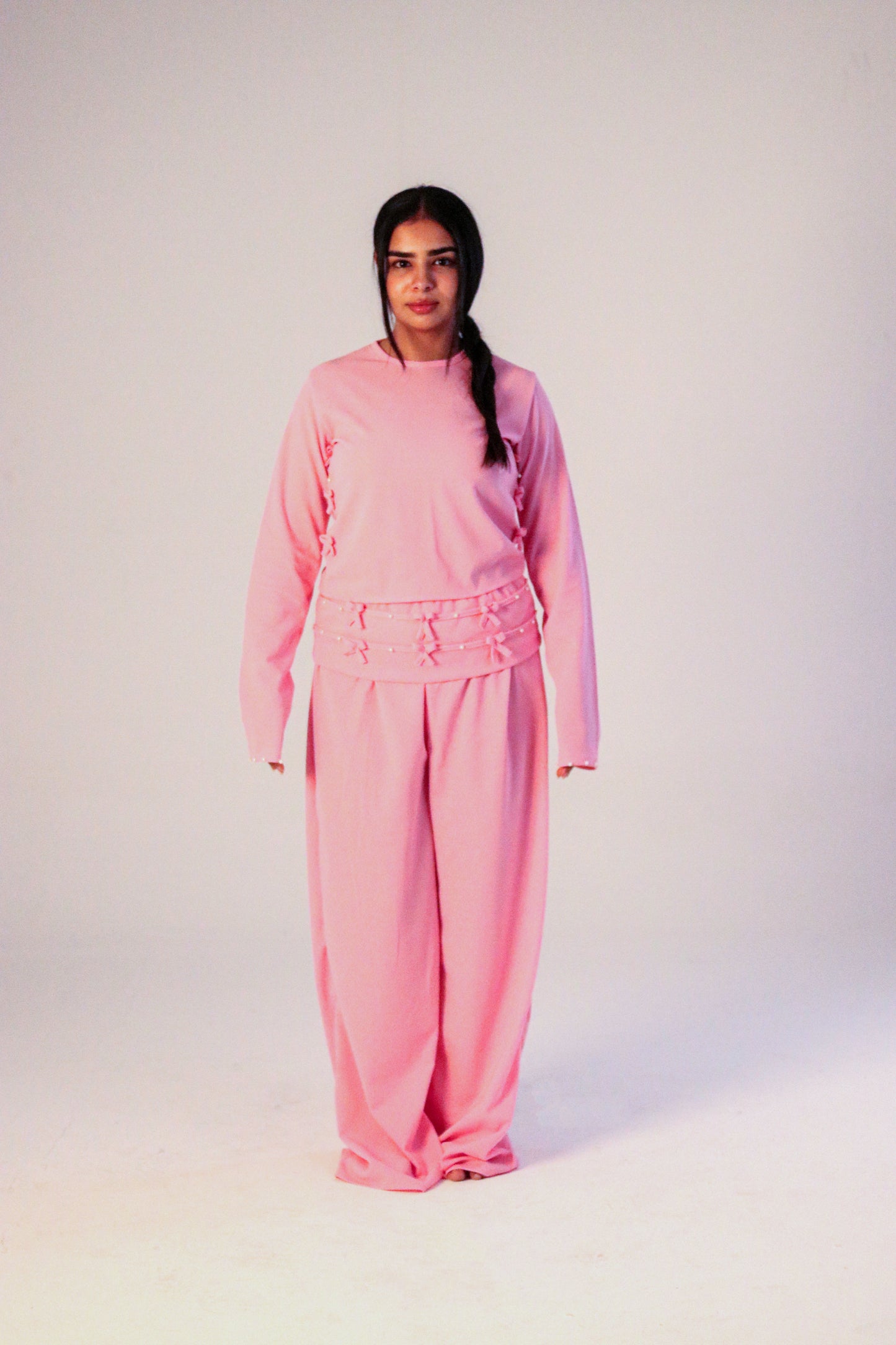 The Sydney Bow Set in Pink.
