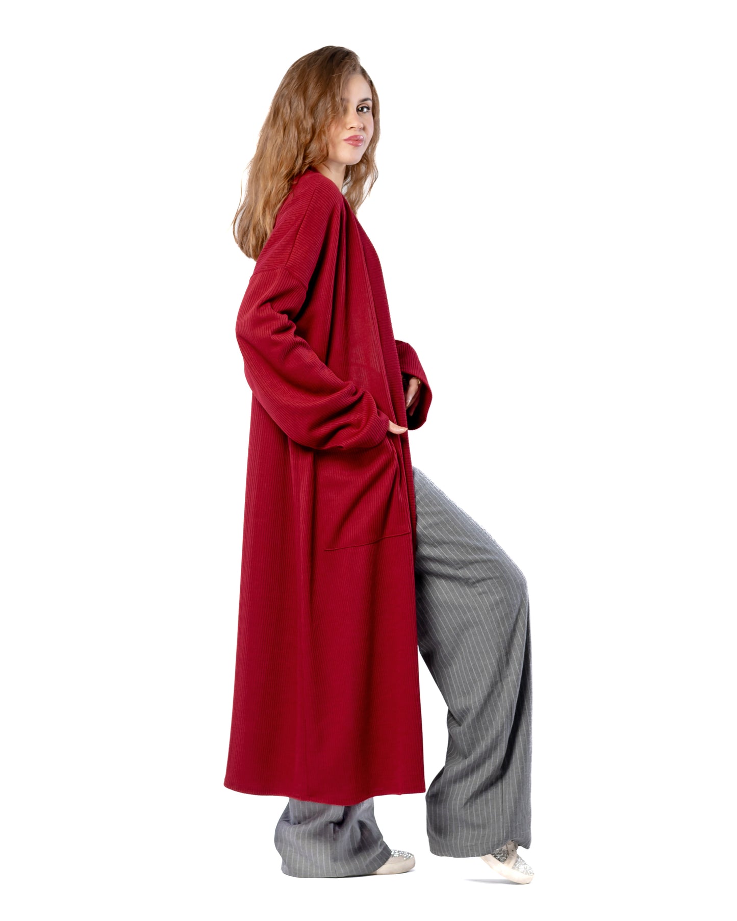 Relaxed long cardigan in Burgundy.