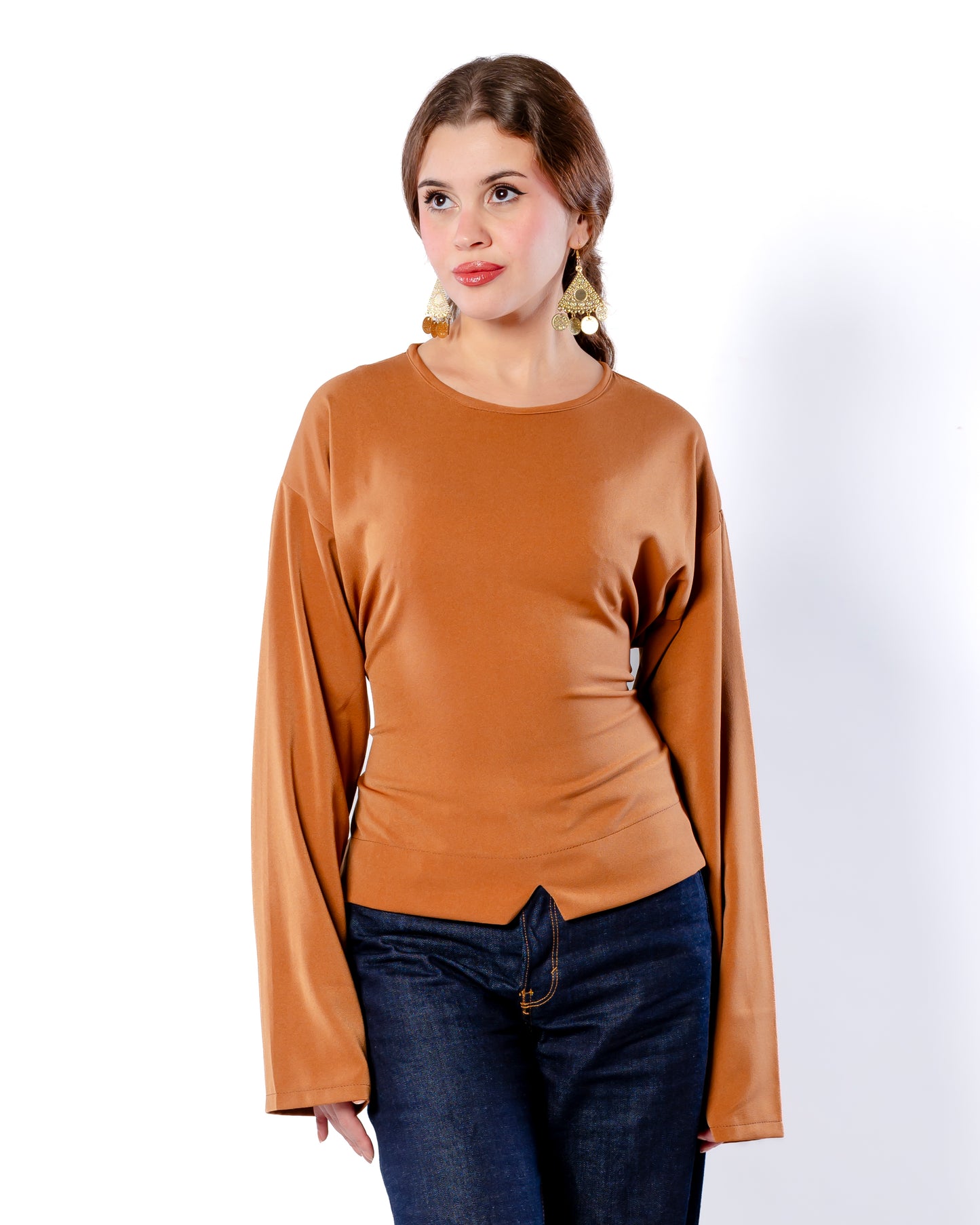 Not Basic-Basic top in Camel.